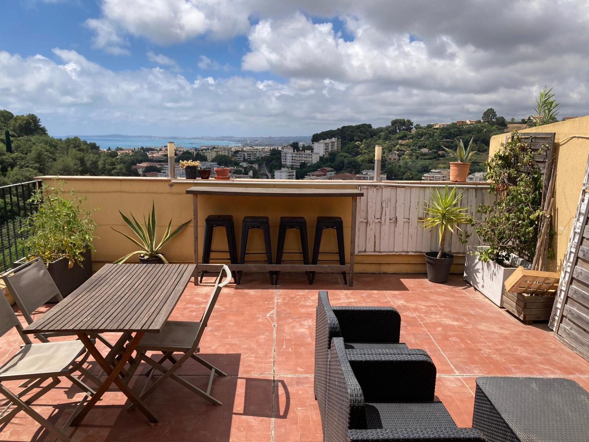 T2 Traversant Avec Une Grande Terrasse Et Piscine Кань-сюр-Мер Экстерьер фото